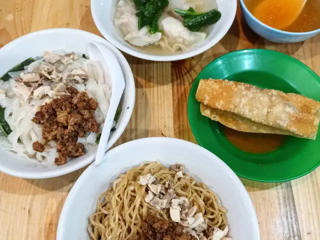 Gambar Makanan Bakmi Lung Kee 13