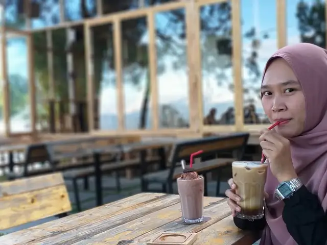 Gambar Makanan Kapitoo Glamping and Cafe 11