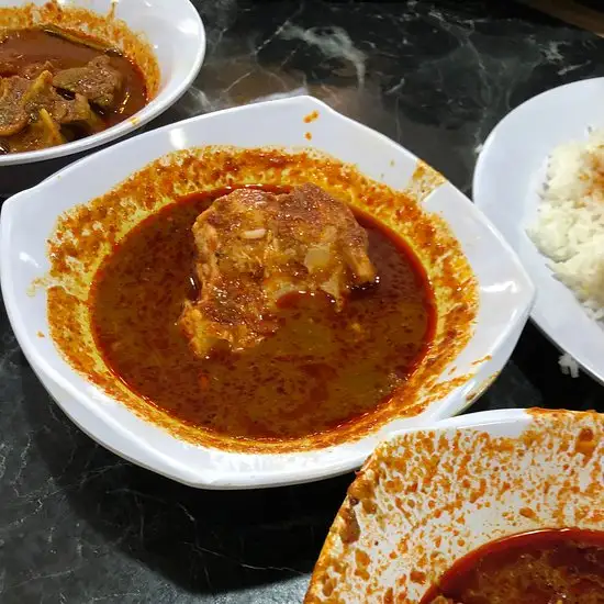 Pak Man Asam Pedas