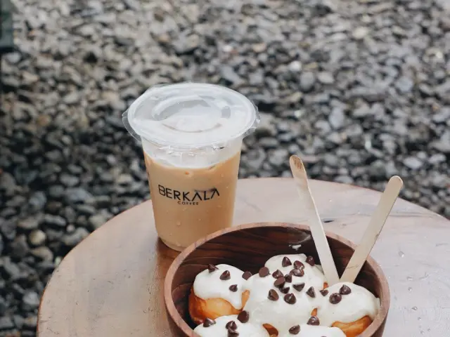 Gambar Makanan BerkalaCoffee 10