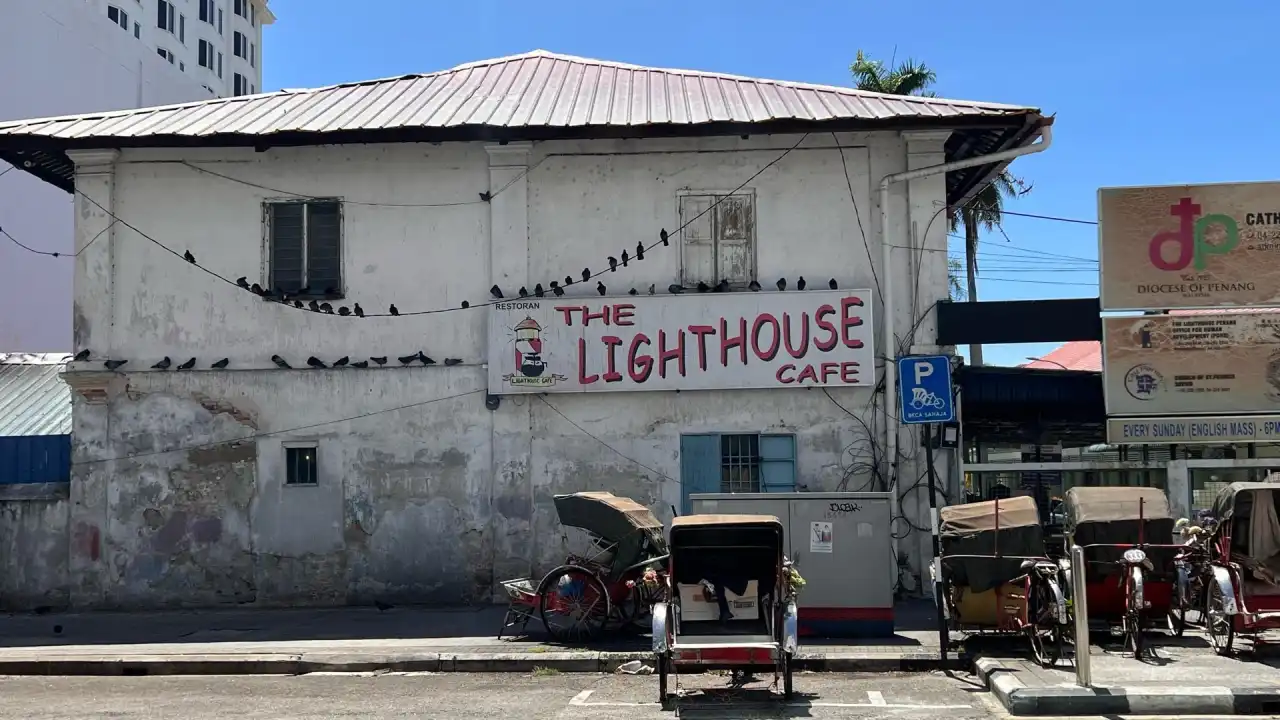 The Lighthouse Cafe & Bakery