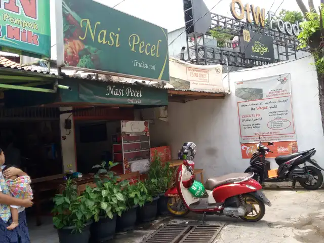 Gambar Makanan Nasi Pecel Tradisional 6