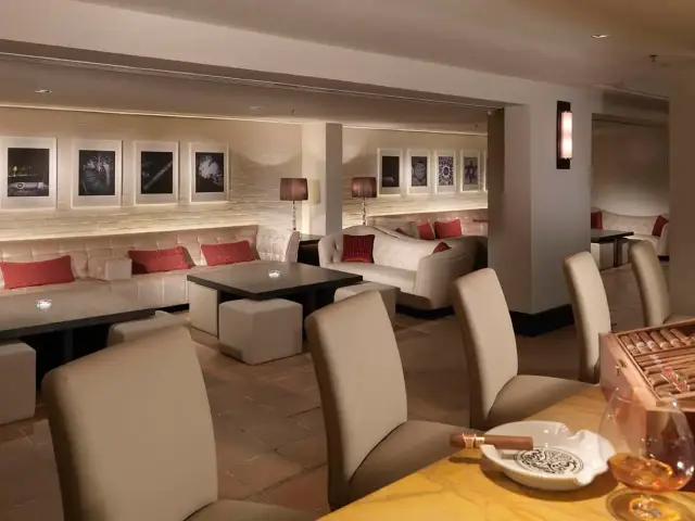 Cilantro Restaurant & Wine Bar - MiCasa All Suite Hotel Food Photo 3