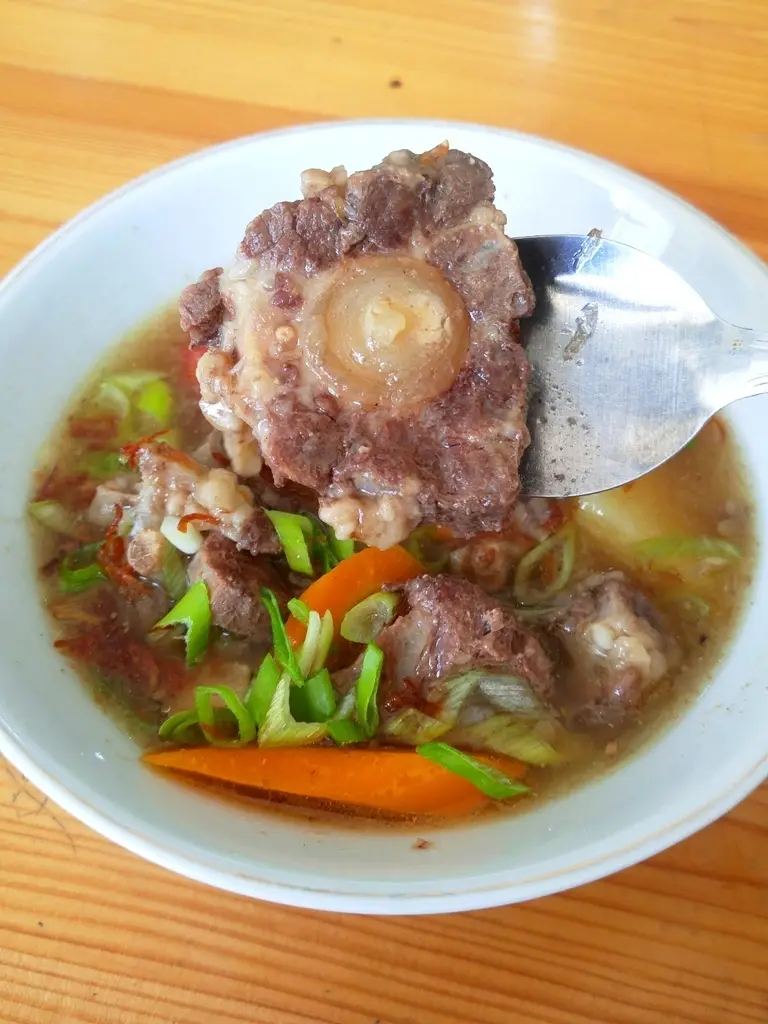 Sop Buntut & Sate Ayam Bu Rina