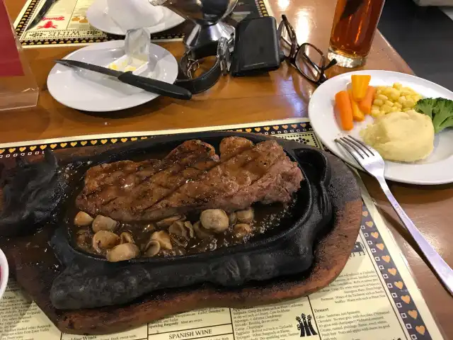 Gambar Makanan Gandy Steak House 3