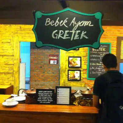 Bebek Ayam Gretek