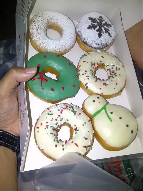 Gambar Makanan Krispy Kreme Doughnuts Café 8