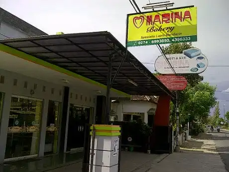 Gambar Makanan Roti & Kue MARINA 5