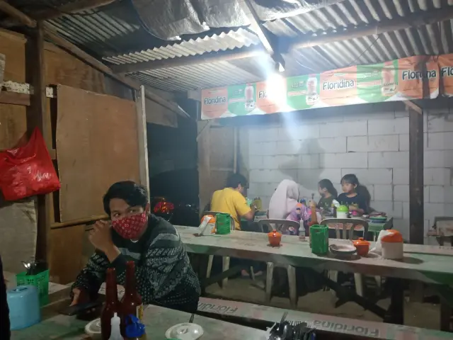 Gambar Makanan BaksoKuahHitamPakDheBewok 2