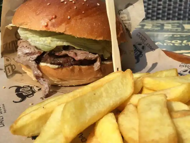 Daily Dana Burger & Steak'nin yemek ve ambiyans fotoğrafları 51
