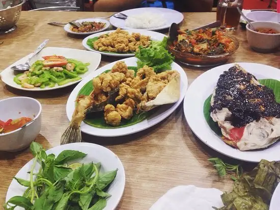 Gambar Makanan RM Seafood New Losari 12