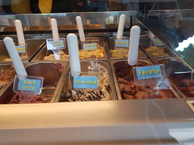 Gambar Makanan Locco Gelato 9