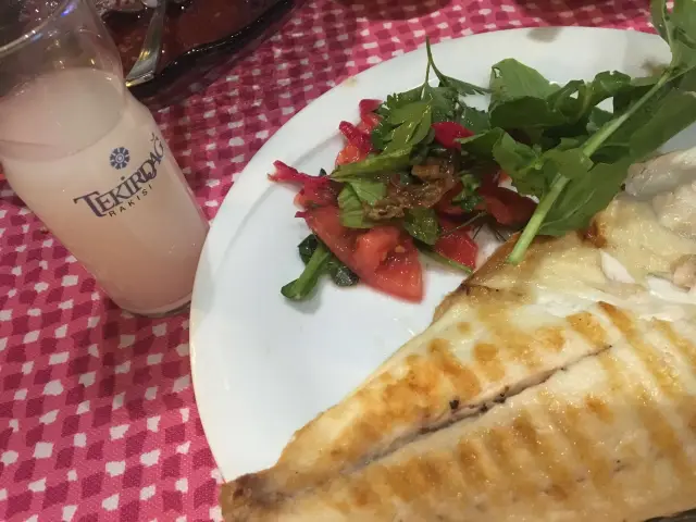 Balıkçıköy Fahri'nin yemek ve ambiyans fotoğrafları 11