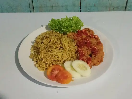 Gambar Makanan Bengkel Cafe 8