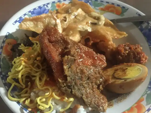 Gambar Makanan Warung Nasi Cumi-Cumi 4