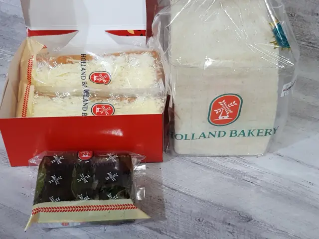 Gambar Makanan HollandBakery 2