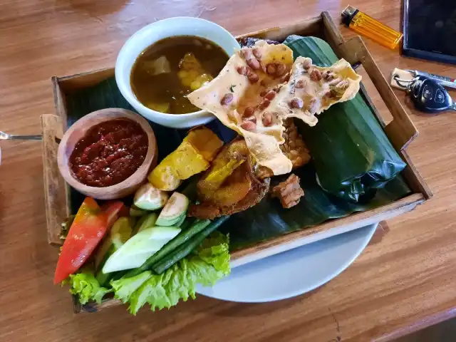 Gambar Makanan Seruling Bambu Restaurant (Kampung Sampireun Resort & Spa) 1