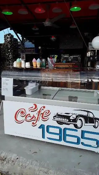 Cafe 1965