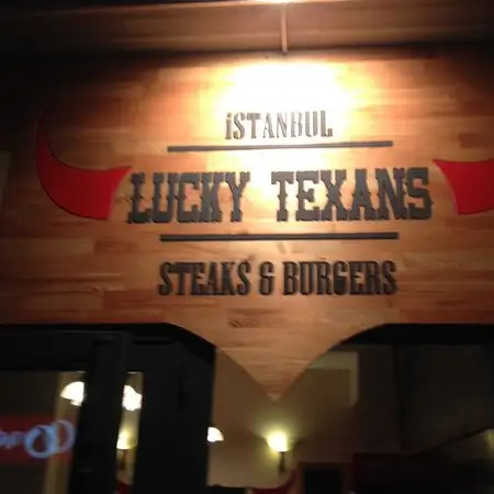 Lucky Texans - Steak & Burgers'nin yemek ve ambiyans fotoğrafları 2