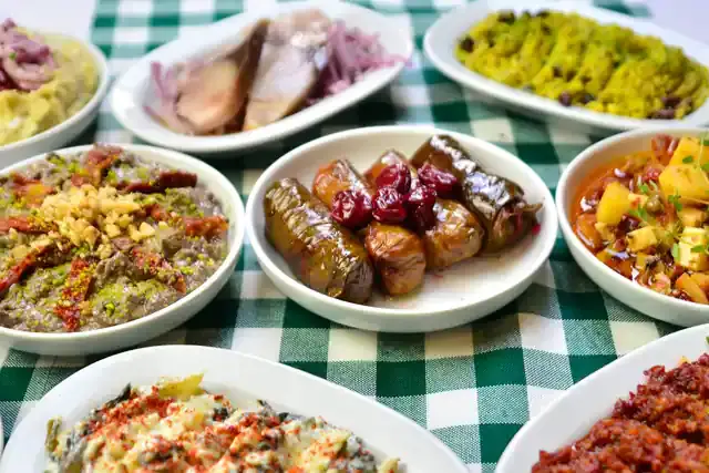 Agapia Mezze'nin yemek ve ambiyans fotoğrafları 3