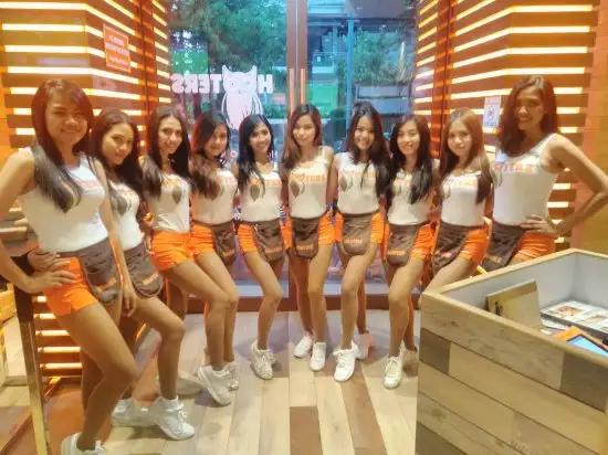 Gambar Makanan Hooters Jakarta 11