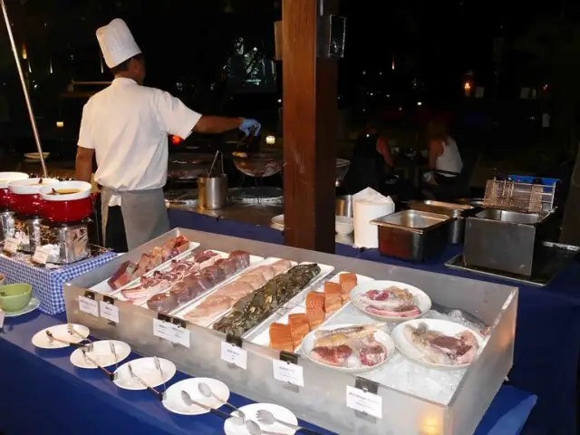 Gambar Makanan The Deli @ Pullman Bali Legian Beach 8