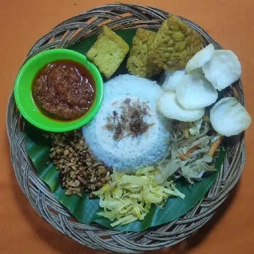 Gambar Makanan Warung Soto & Nasi Uduk Ye-Ye, Wonoselo 8