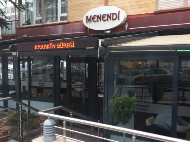Menendi Pastanesi'nin yemek ve ambiyans fotoğrafları 17