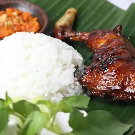 Gambar Makanan Ayam Bebek Bakar Bumbu Rujak Bu Echa, Cibubur 4