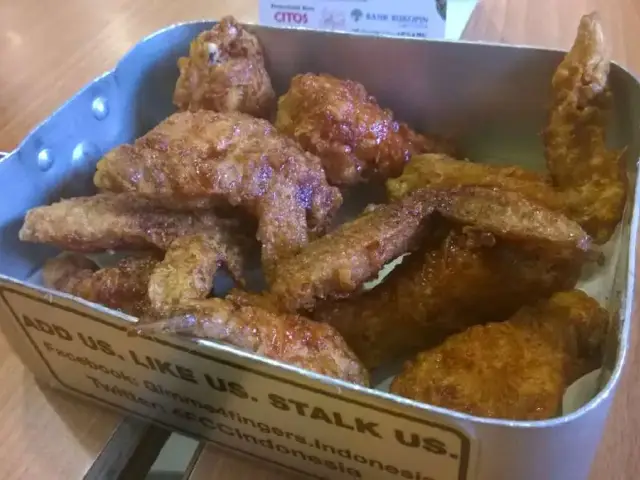 Gambar Makanan 4 Fingers Crispy Chicken 3