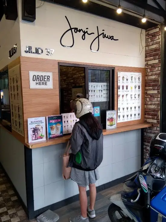 Kopi Janji Jiwa - Bali Speed Gokart