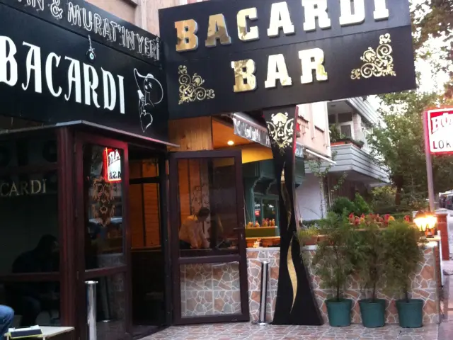 Bacardi Bar'nin yemek ve ambiyans fotoğrafları 1