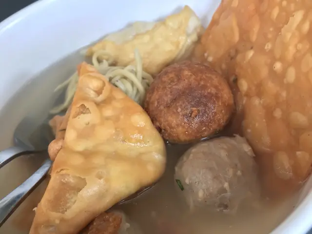 Gambar Makanan BMK (Baso Malang Karapitan) 13