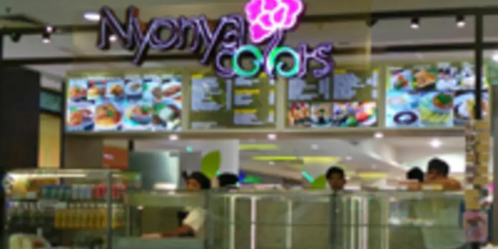 Nyonya Colors @ Aeon Bukit Raja