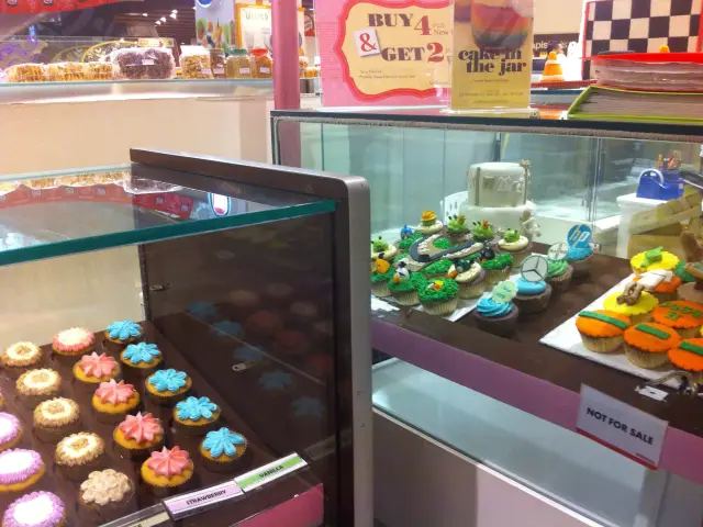 Gambar Makanan Le Soho Cupcakes 8