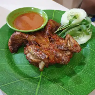 Rumah Makan Khas Lombok Tanjung Karang