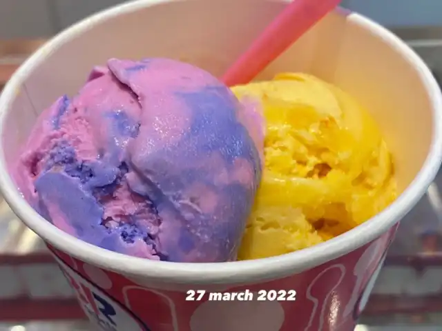 Baskin-Robbins Food Photo 3