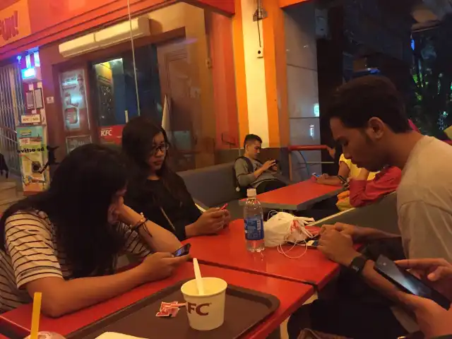 Gambar Makanan KFC 3