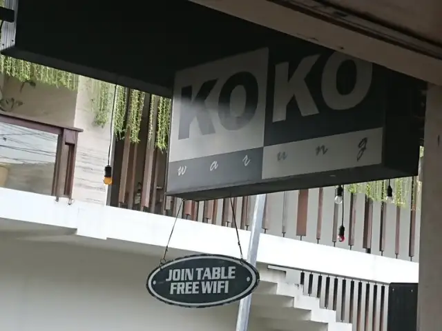 Gambar Makanan Koko Bar and Restaurant 8
