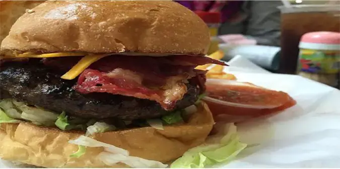 Burger Bakar Kaw Kaw