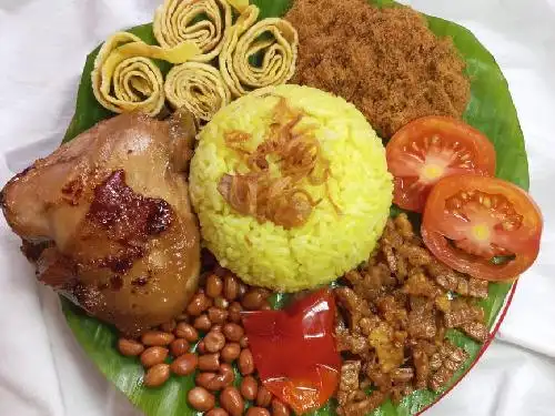 Nasi Kuning Uti, Jln Gejayan No 13 (Depan Pasar Demangan) Yogyakarta