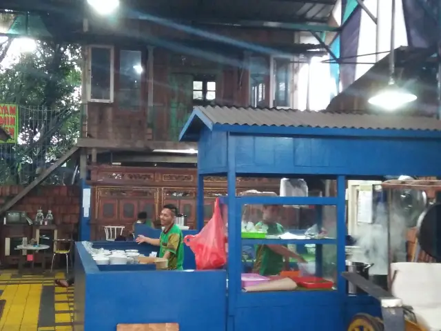 Gambar Makanan Sop Ayam Pak Min Klaten 3