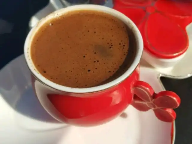 Öz Bonjour Cafe'nin yemek ve ambiyans fotoğrafları 2