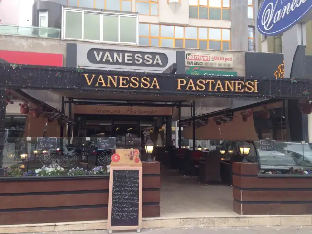 Vanessa Patisserie & Cafe'nin yemek ve ambiyans fotoğrafları 2