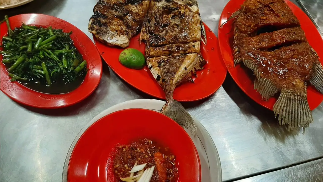 Ikan Bakar Seafood Genteng Besar