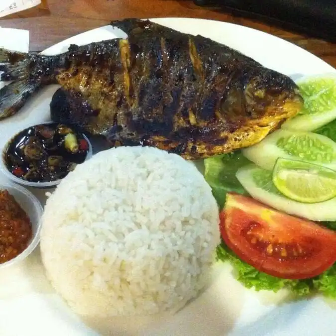 Ikan Bakar & Goreng Kedoya