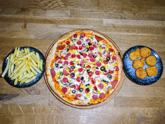 Quick Pizza'nin yemek ve ambiyans fotoğrafları 1