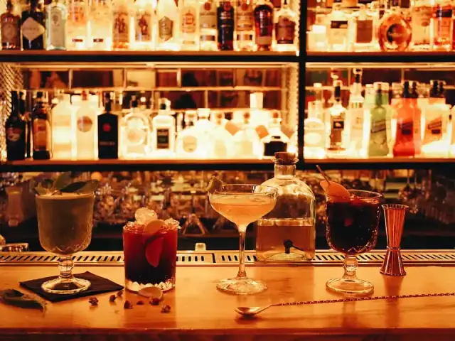 Kadıköy Sokak Cocktail Bar'nin yemek ve ambiyans fotoğrafları 3