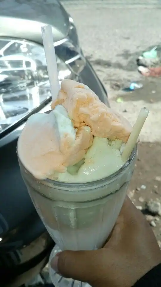 Gambar Makanan Sate Bata + Ice Cream Soda 5