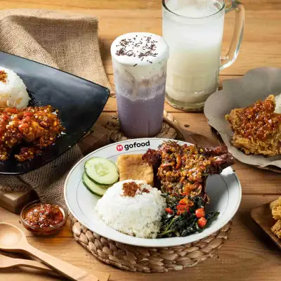 Ayam Goreng Nelongso, Bangkalan